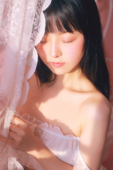 反派未婚妻总在换人设